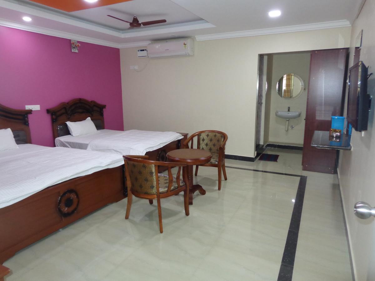 Krish Residency Vila Villupuram Exterior foto